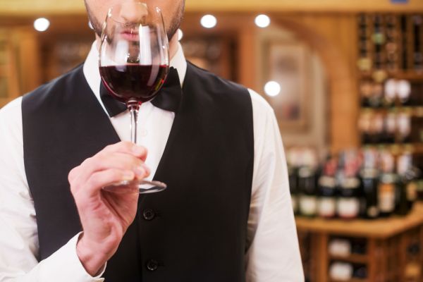 Il Corso sul Vino in maggio fa il bis