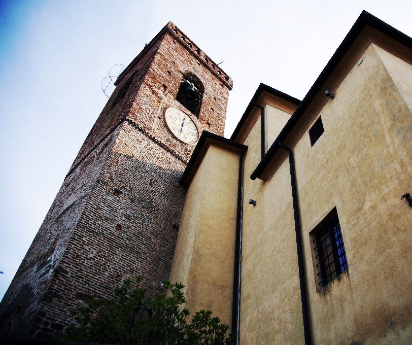 campanile-cerreto-guidi-1